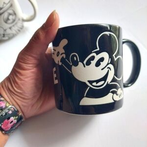 Vintage* 1970s Souvenir Mickey Mouse Cup